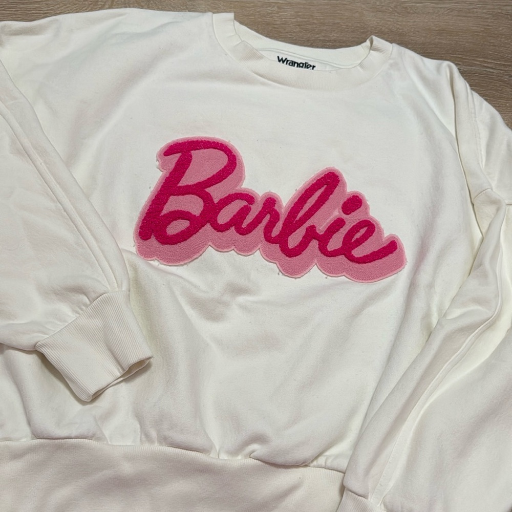 barbie x wrangler sweatshirt 🩷 size large